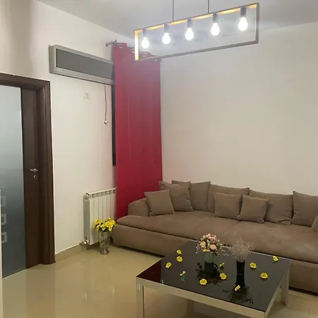 Big With 3 Bedroom In Center