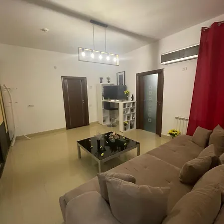 Big With 3 Bedroom In Center 公寓 *
