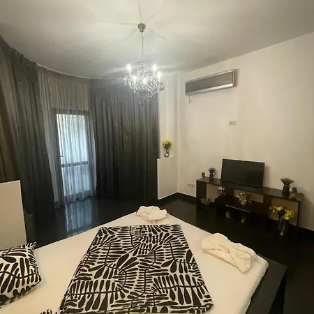 公寓 Big With 3 Bedroom In Center 布加勒斯特